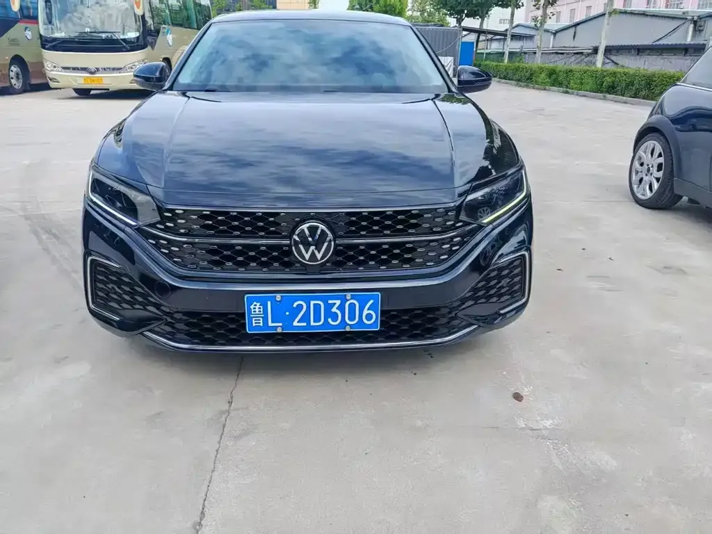 Volkswagen Passat — фото 3