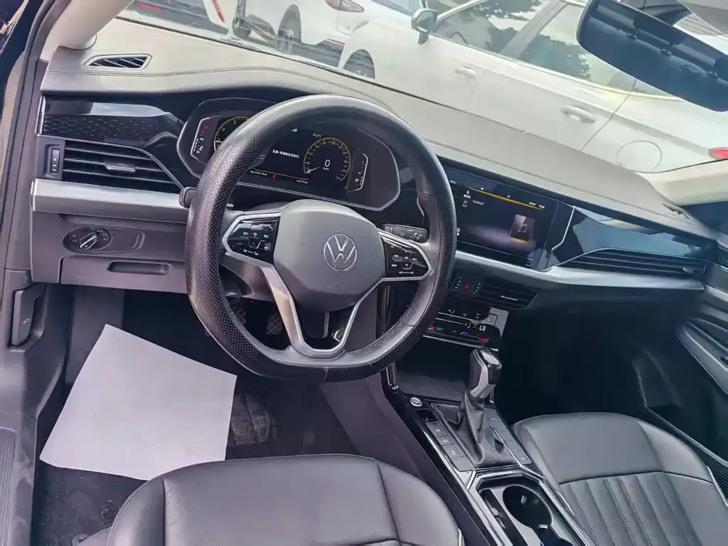 Volkswagen Passat — фото 6