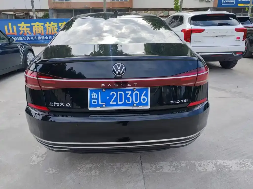 Volkswagen Passat — фото 2