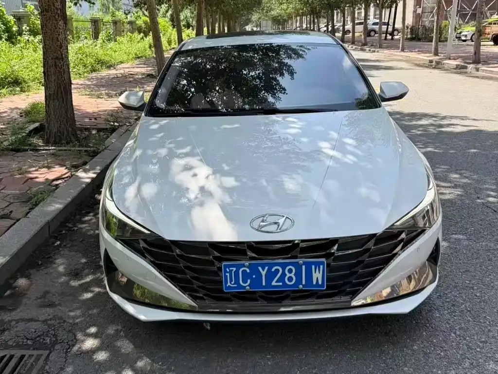 Hyundai Elantra — фото 8
