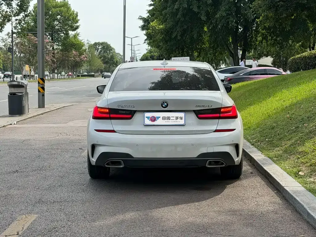 BMW 3 Series — фото 10