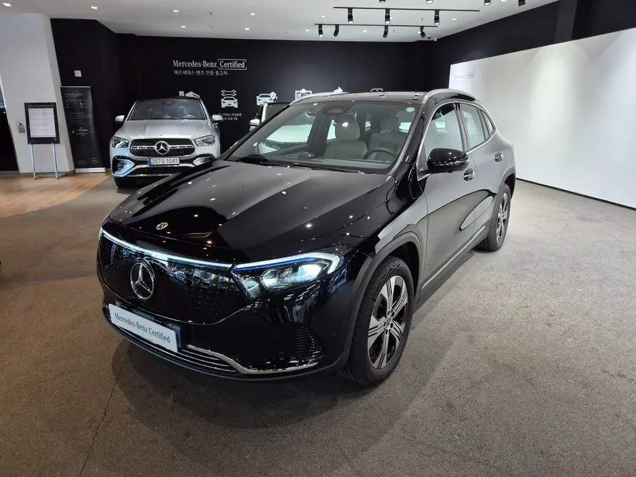 Mercedes-Benz EQA — фото 1