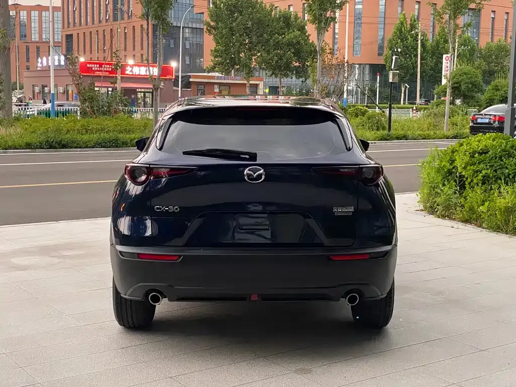 Mazda CX-30 — фото 10