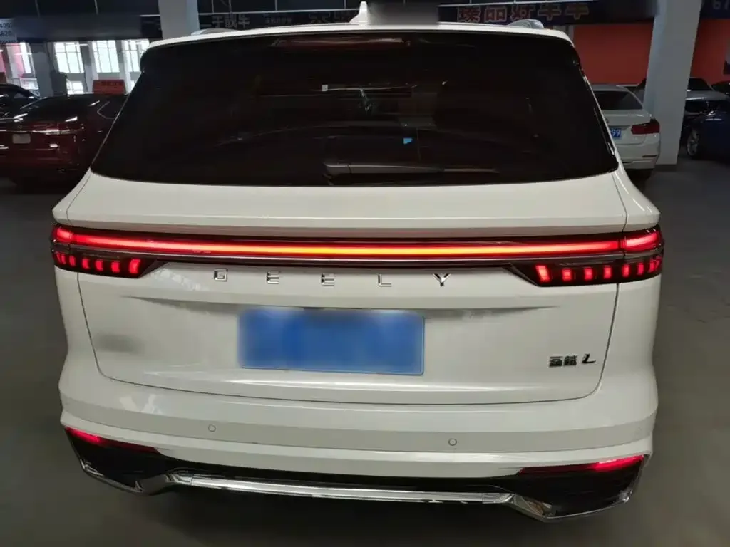 Geely Xingyue L — фото 4