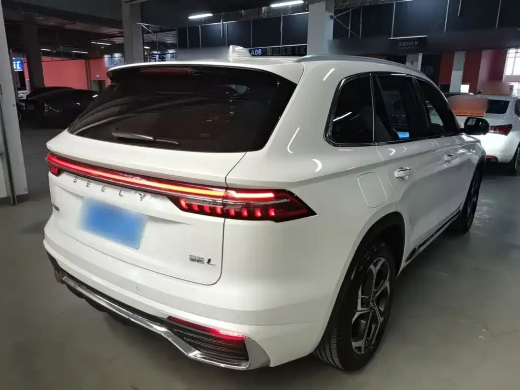 Geely Xingyue L — фото 2