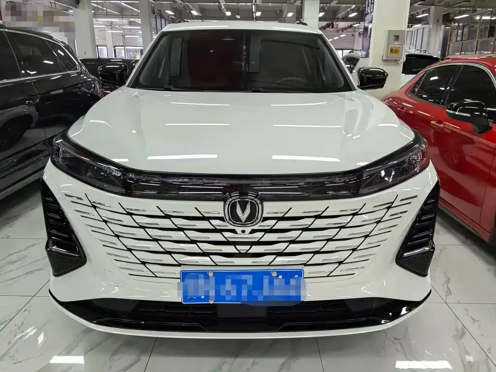 Changan CS75PLUS — фото 6