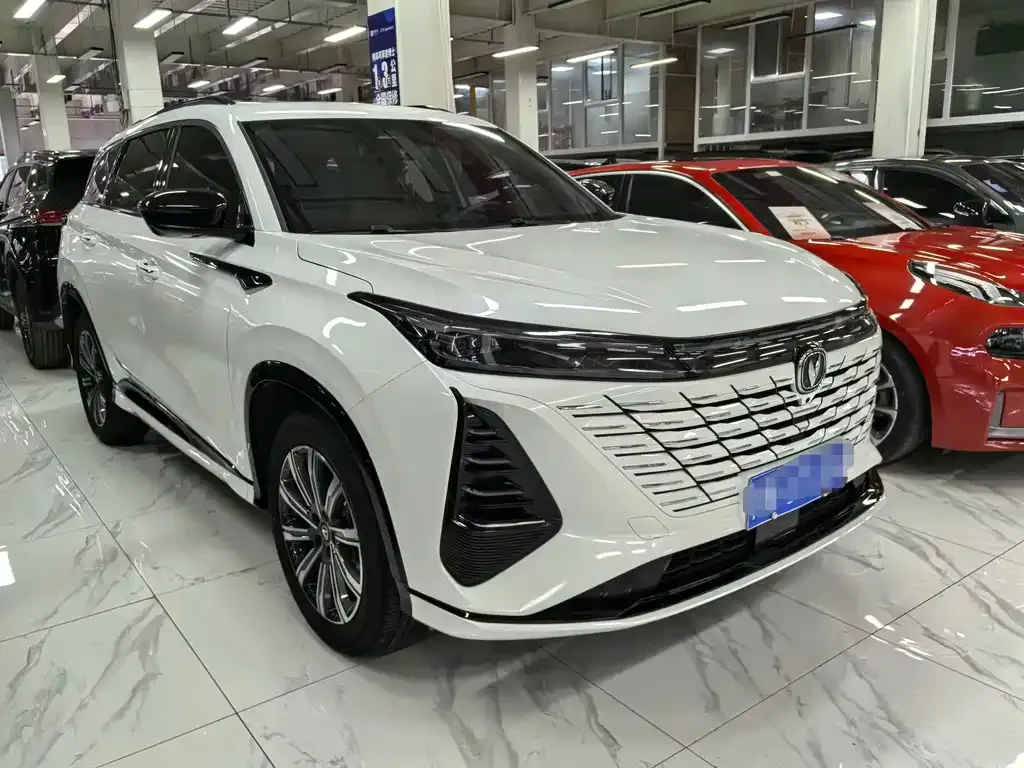 Changan CS75PLUS — фото 10