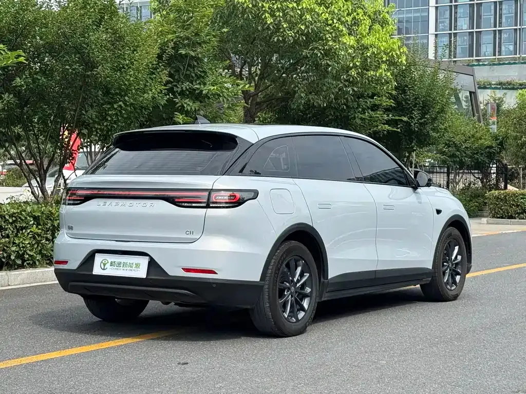 Leapmotor C11 — фото 10