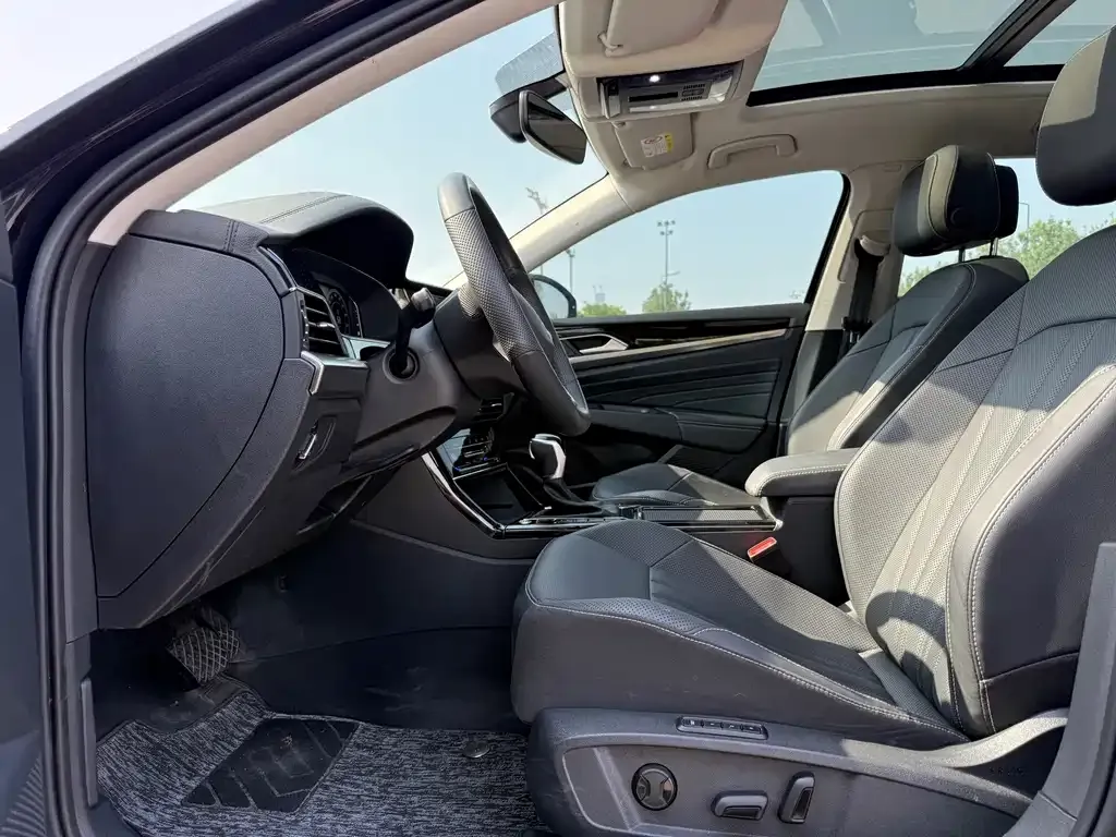 Volkswagen Passat — фото 4