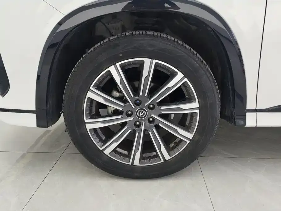 Changan CS75PLUS — фото 2