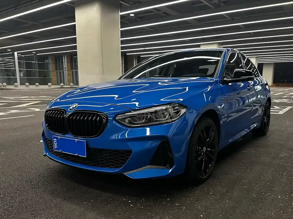 BMW 1 Series — фото 1