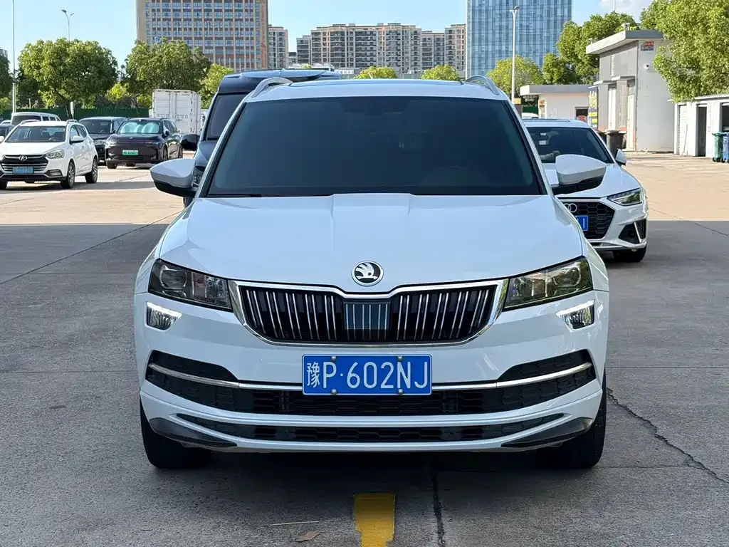 Skoda Karoq — фото 1