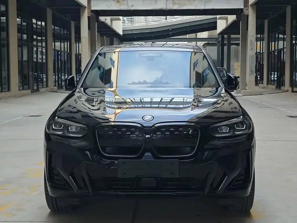 BMW iX3 — фото 5