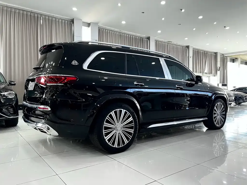 Mercedes-Benz GLS — фото 4