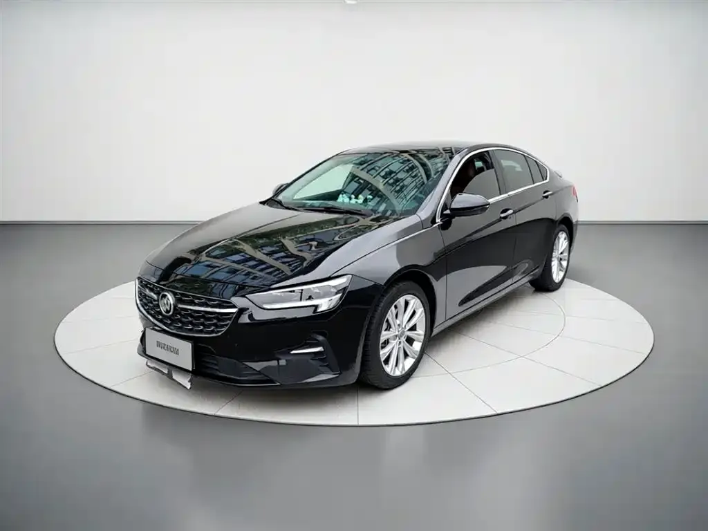 Buick Regal — фото 1