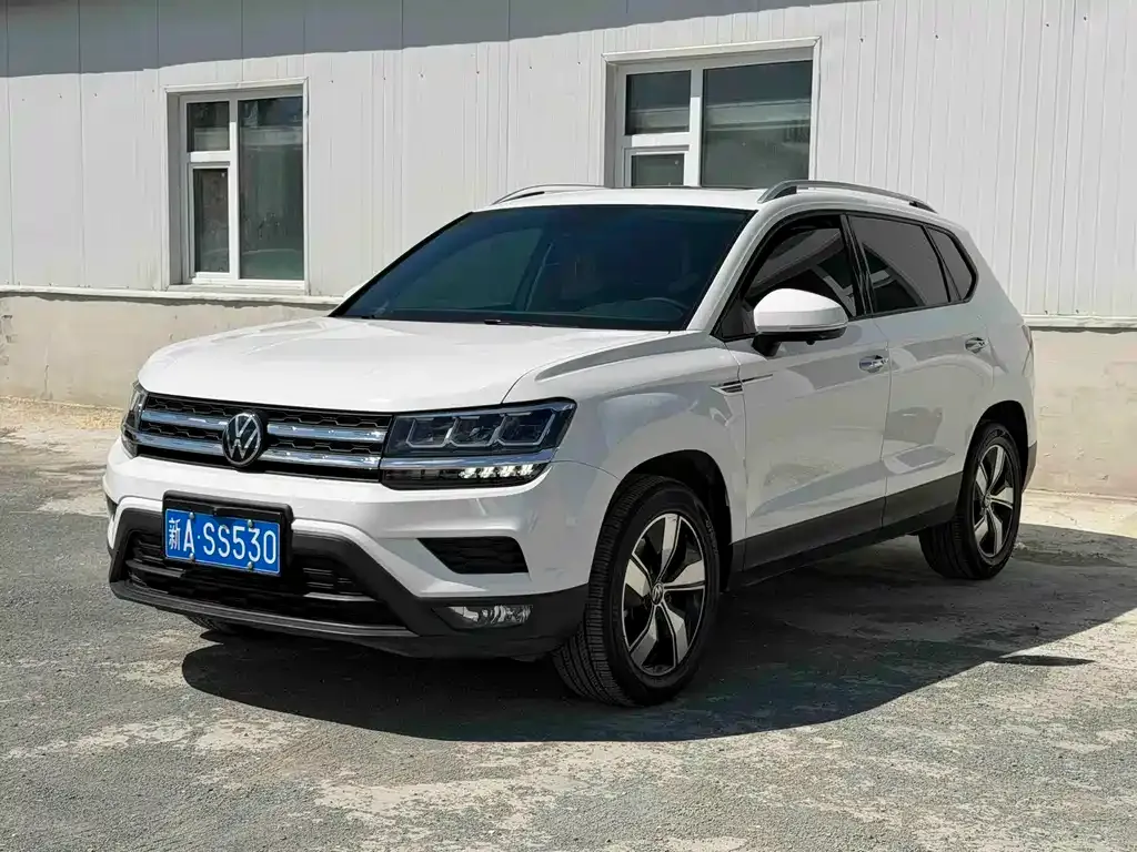 Volkswagen Tharu — фото 1