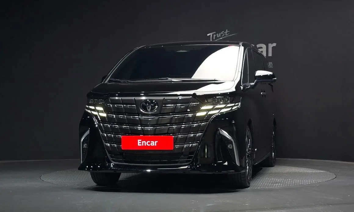 Toyota Alphard — фото 5