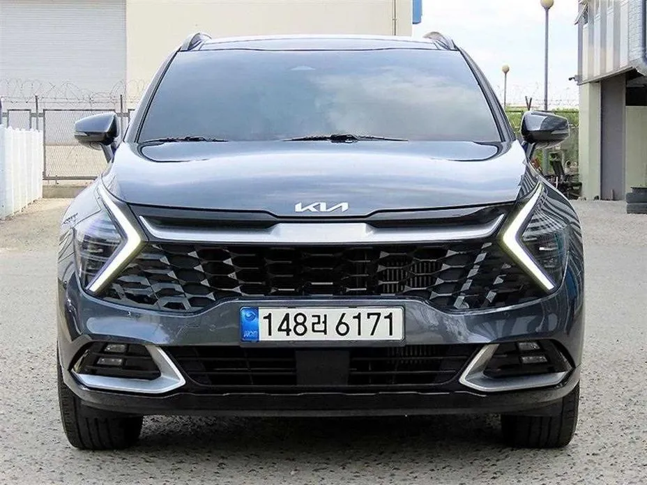 Kia Sportage — фото 1