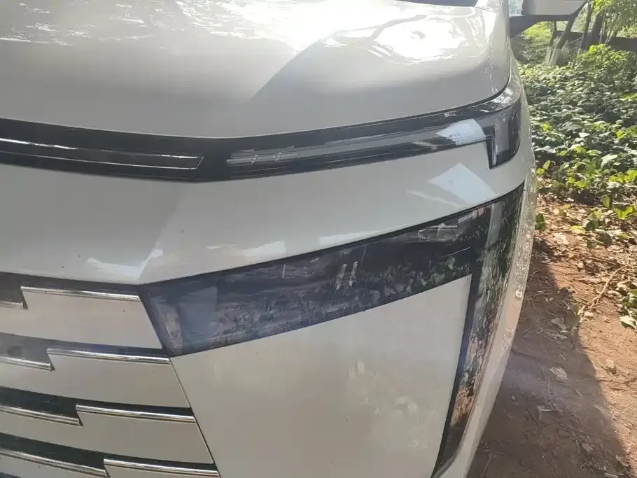 GAC Motor Trumpchi E8 — фото 9