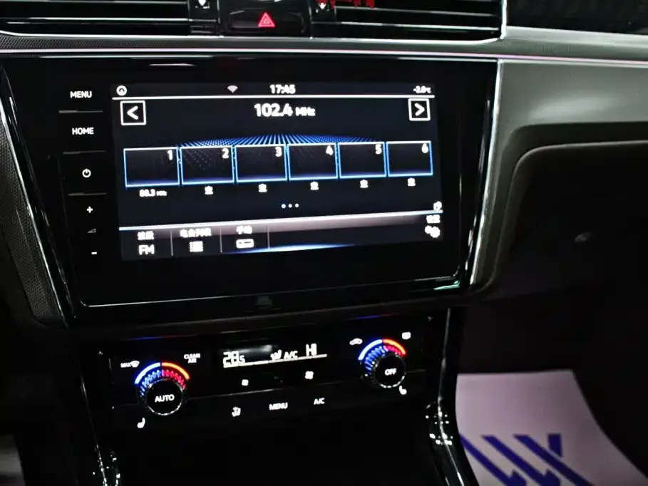 Volkswagen Phideon — фото 2