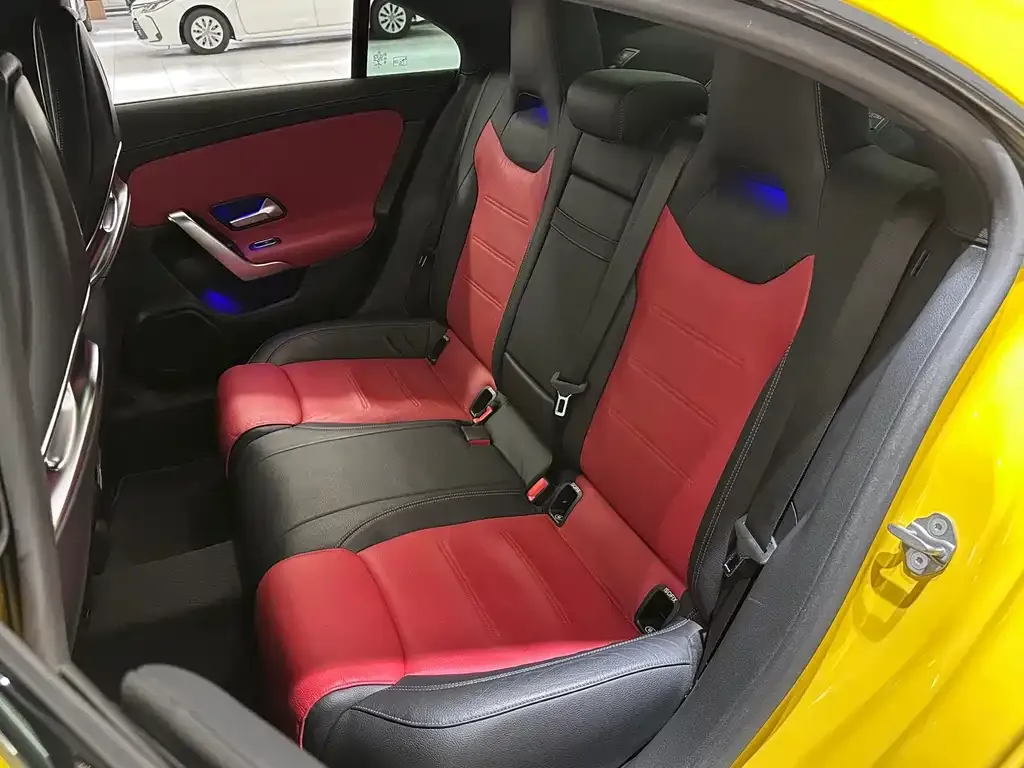Mercedes-Benz CLA AMG — фото 3