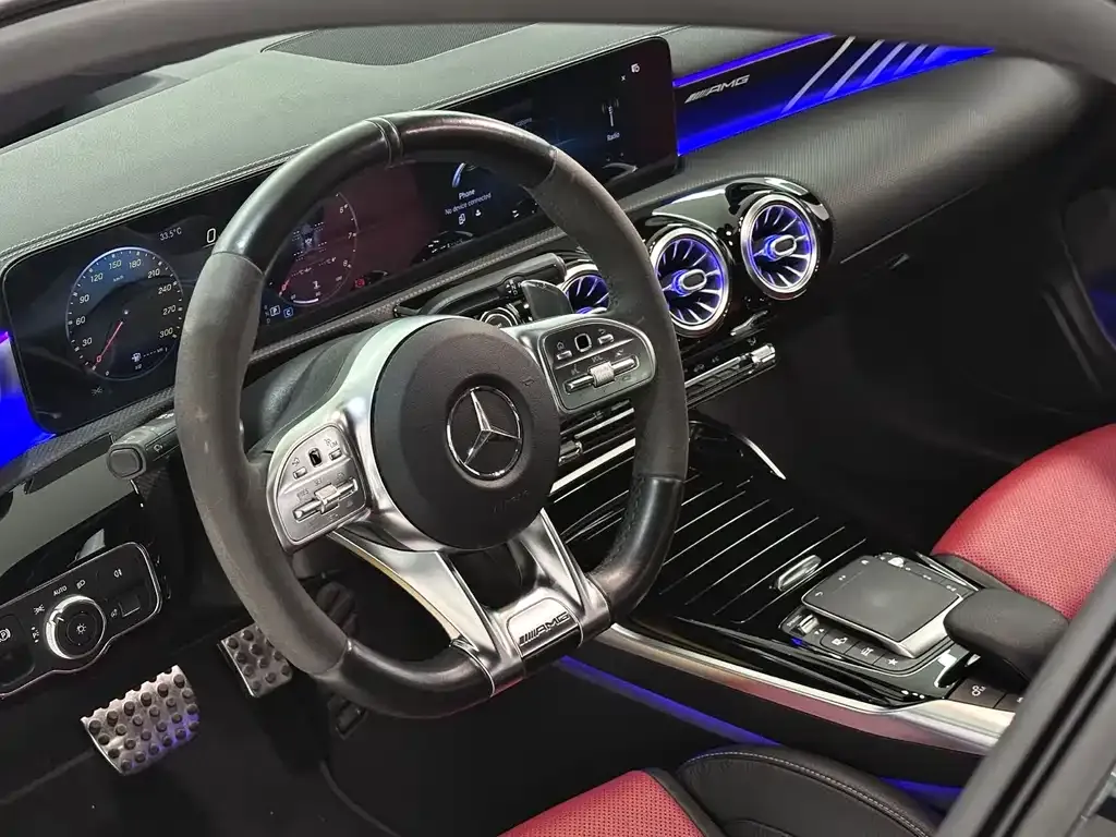 Mercedes-Benz CLA AMG — фото 9