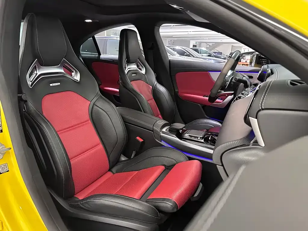 Mercedes-Benz CLA AMG — фото 10