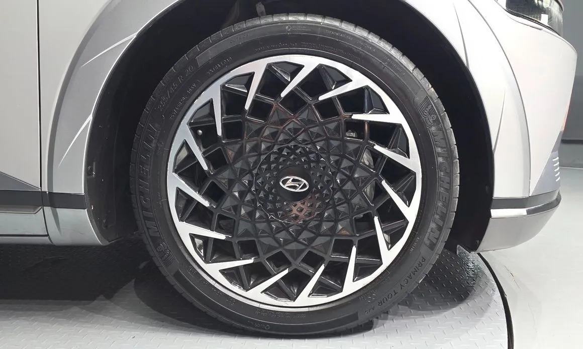 Hyundai Ioniq5 — фото 10