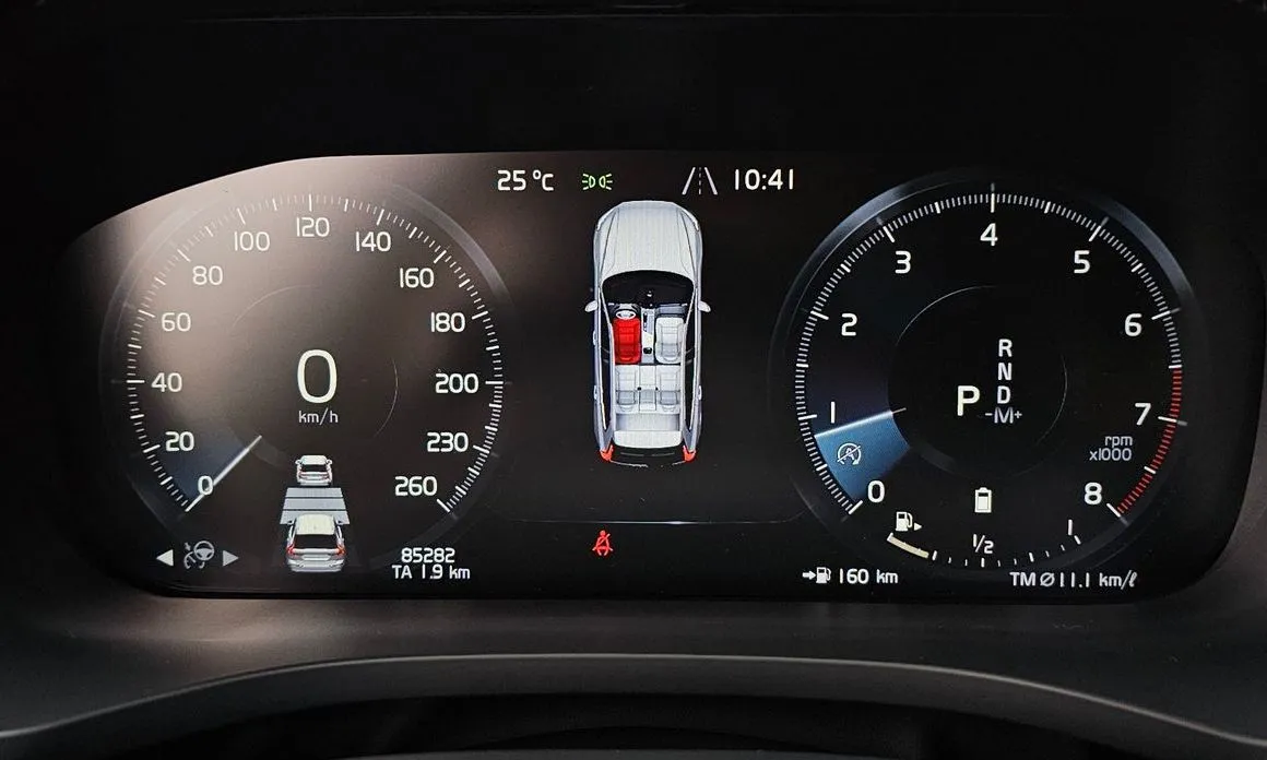 Volvo XC60 2021 из KR, фото 3
