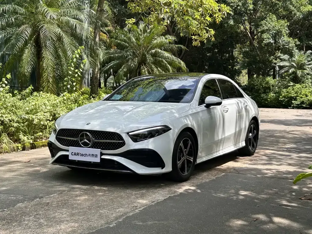 Mercedes-Benz A-Class — фото 1