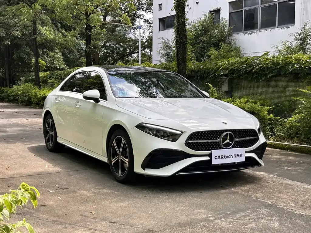Mercedes-Benz A-Class — фото 6