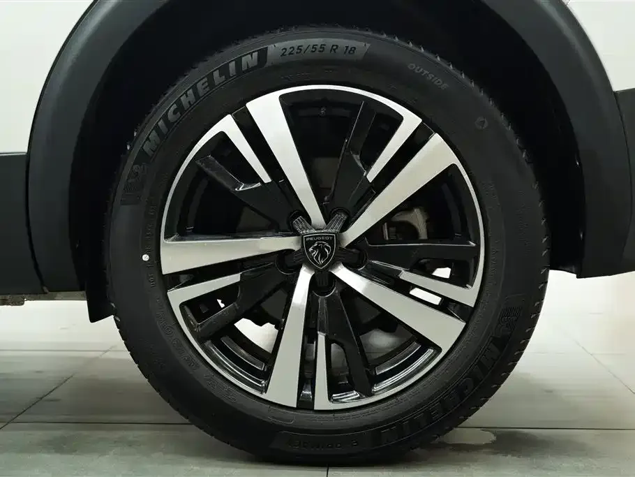 Peugeot 5008 — фото 5