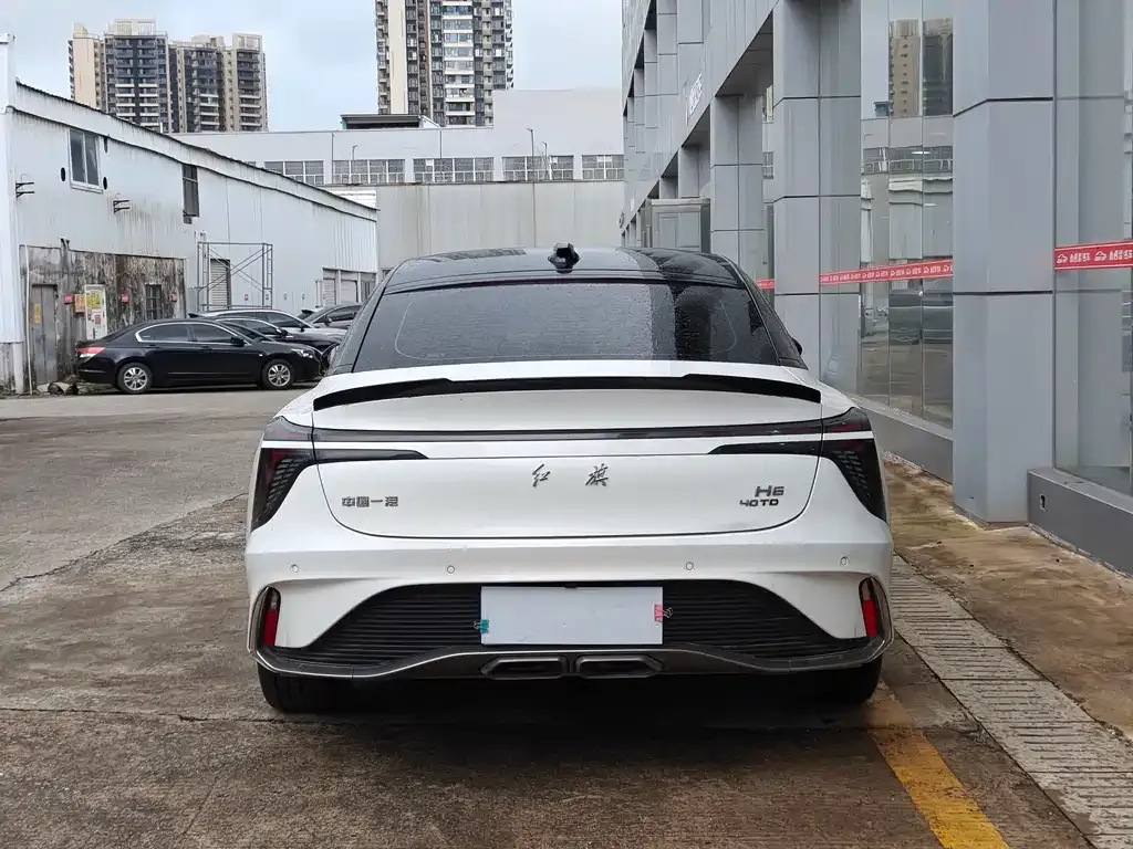 Hongqi H6 2024 из CN, фото 2