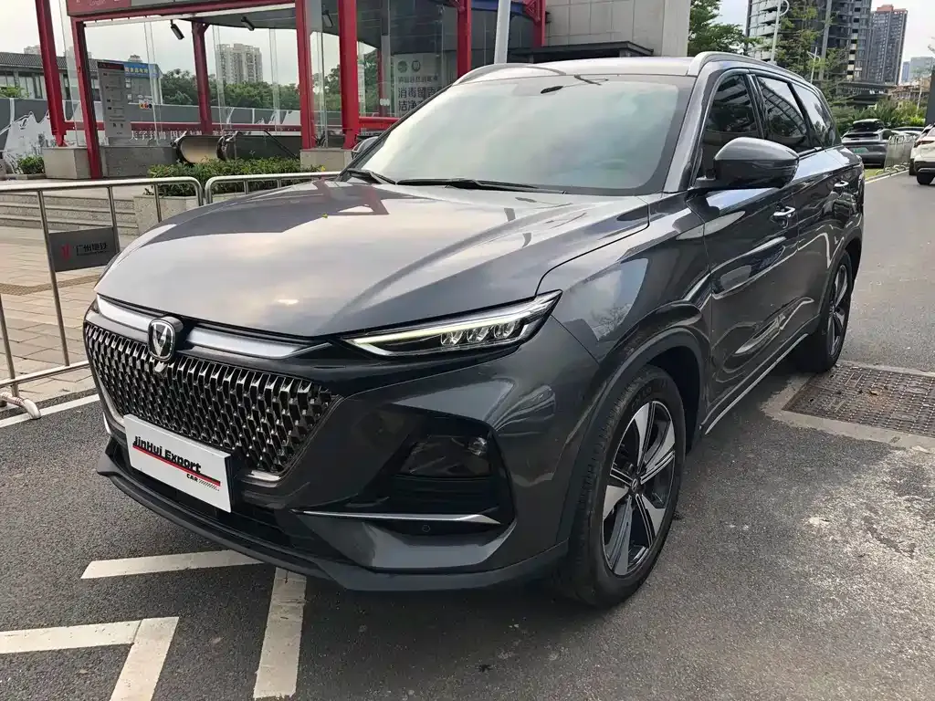Changan X7 PLUS — фото 1