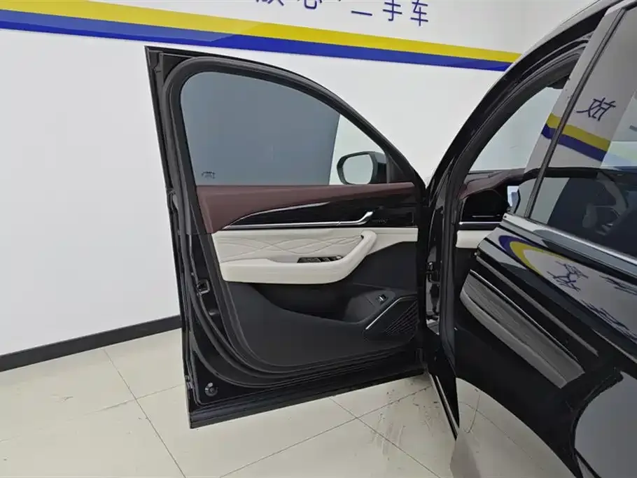 Geely Xingyue L — фото 7