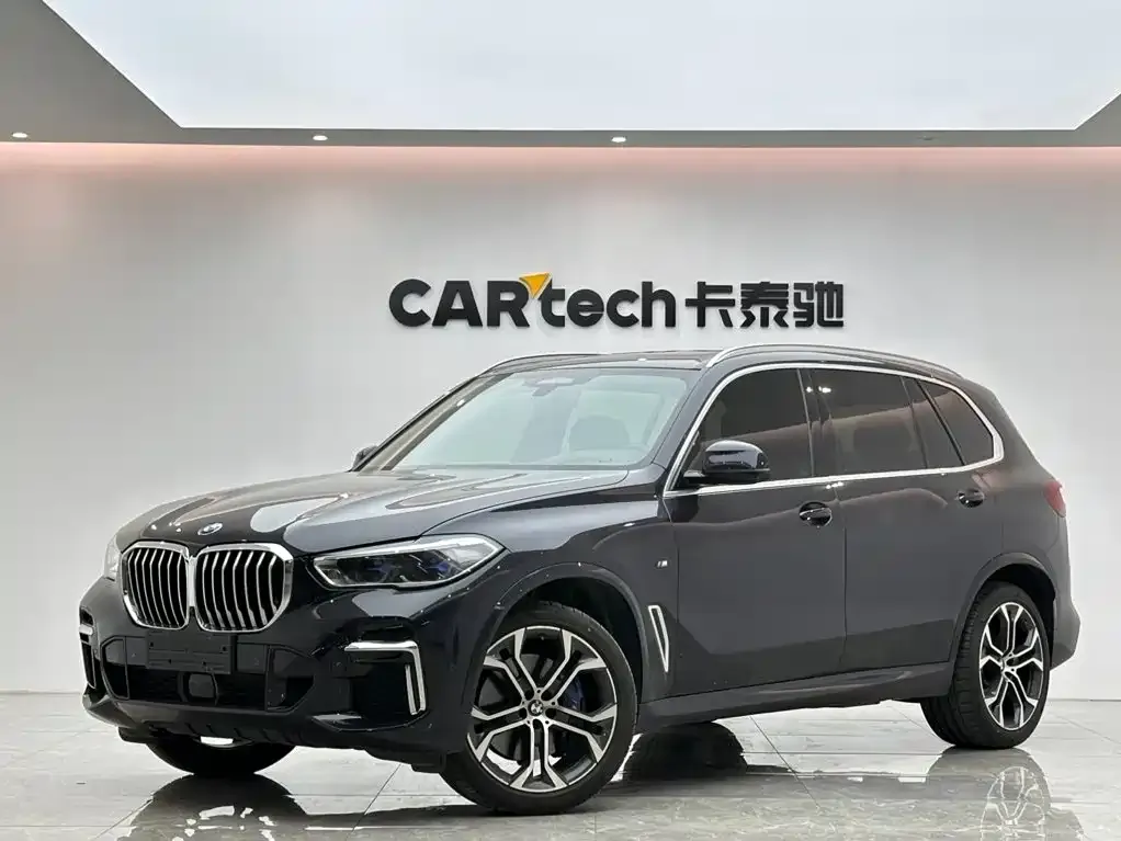 BMW X5 — фото 1