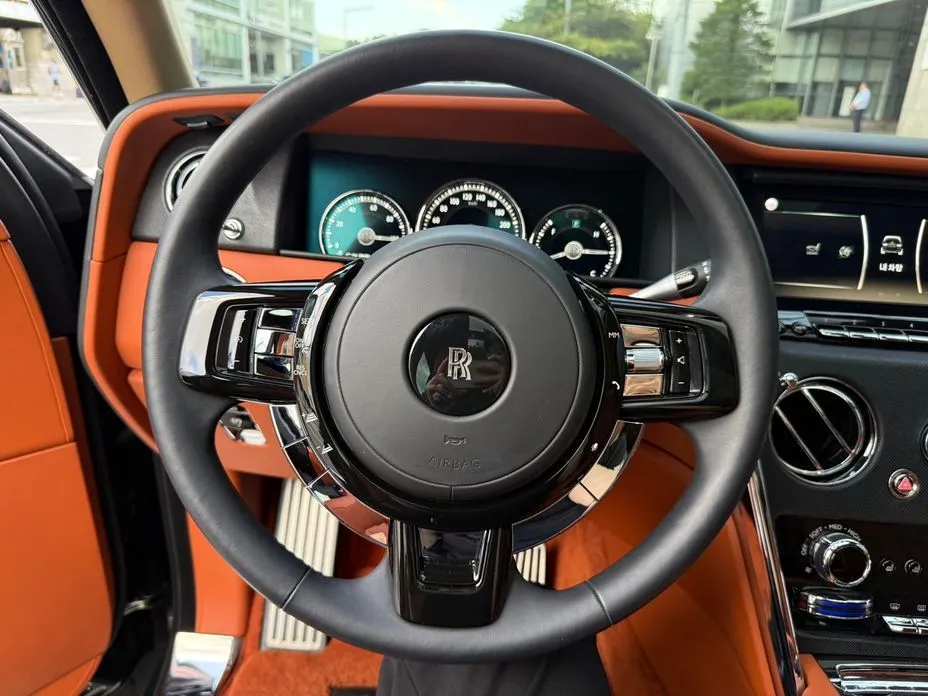 Rolls-Royce Cullinan 2023 из KR, фото 10