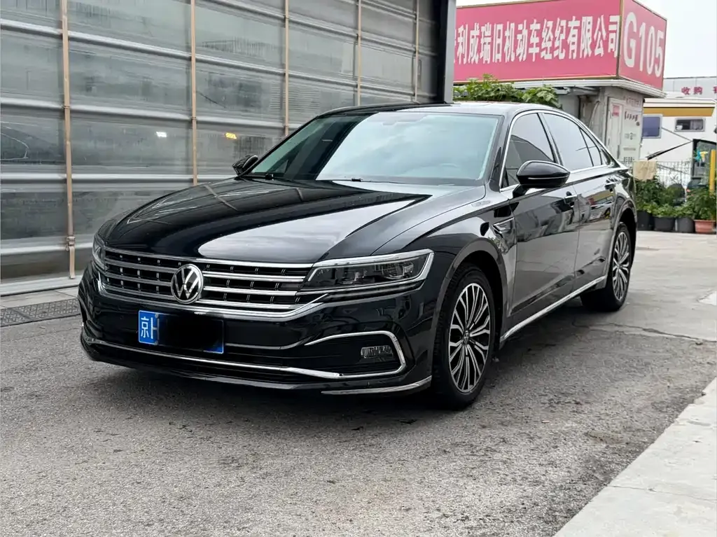 Volkswagen Phideon — фото 1