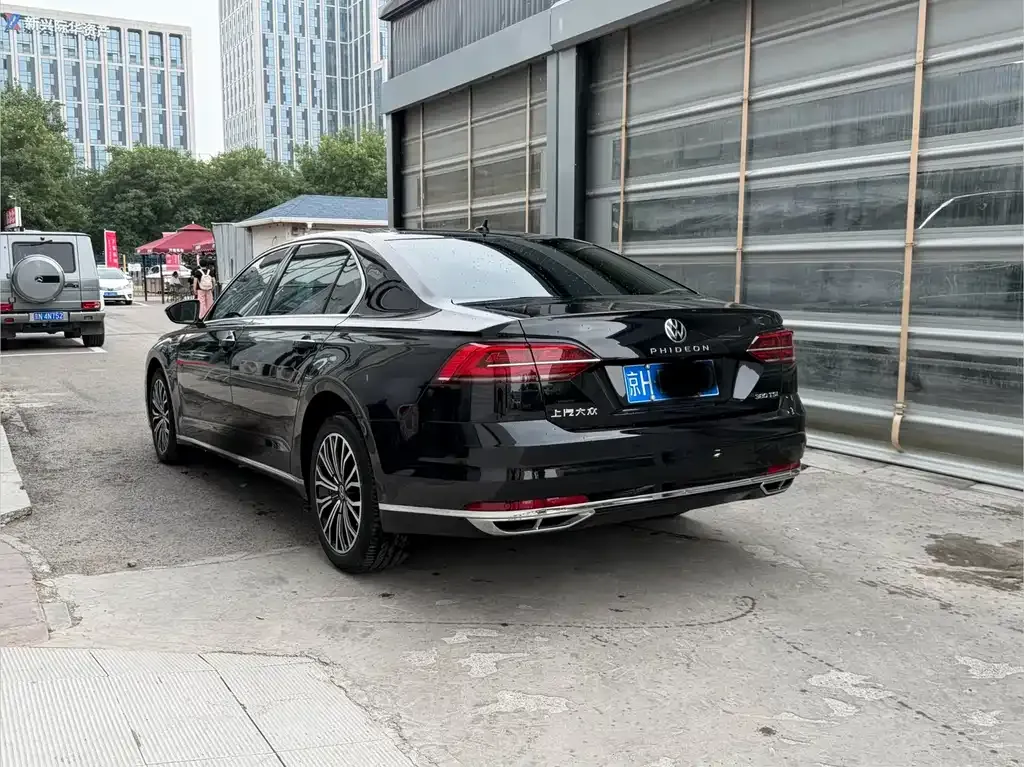 Volkswagen Phideon — фото 5