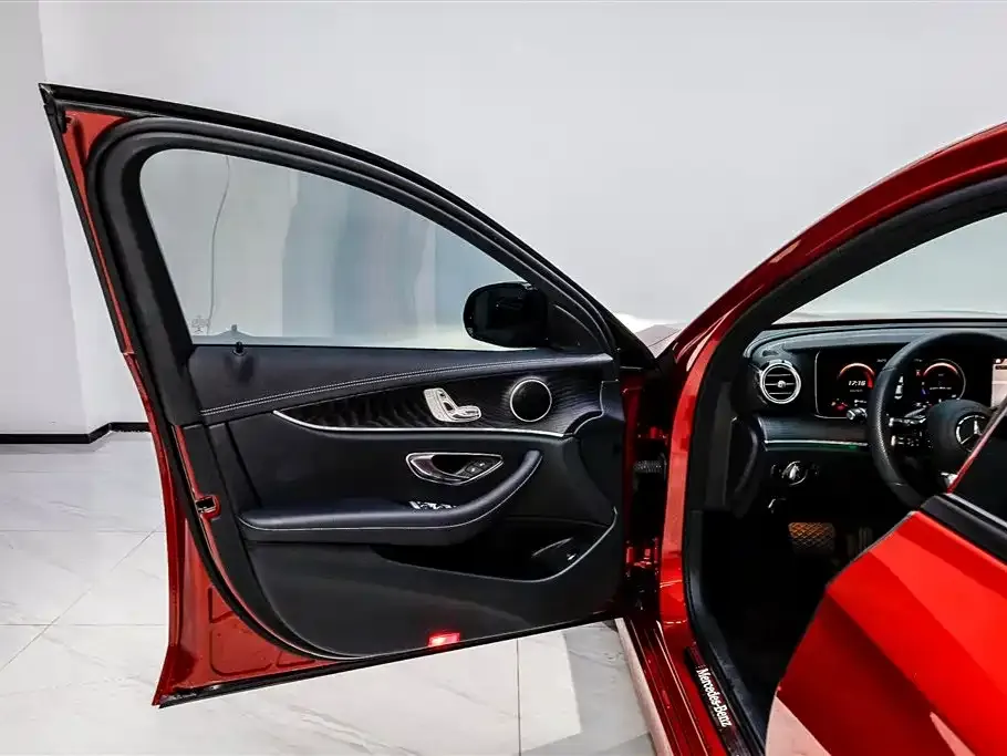 Mercedes-Benz E-Class (Import) — фото 3