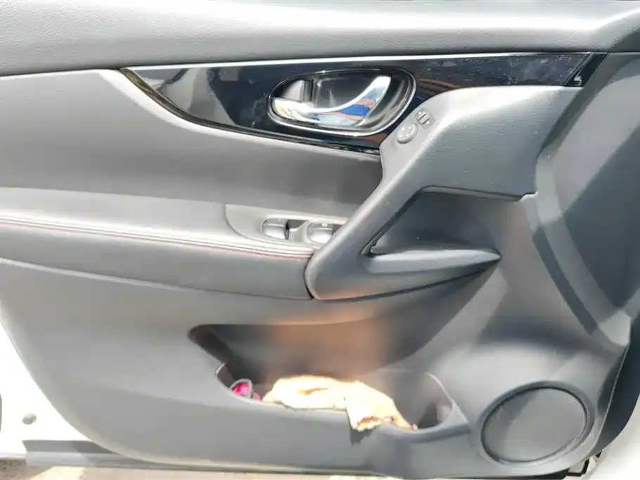 Nissan Qashqai 2022 из CN, фото 2