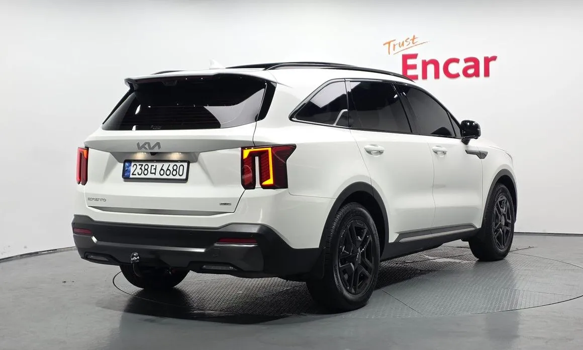 Kia Sorento — фото 4