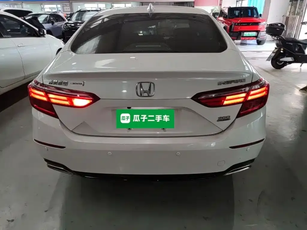 Honda Inspire — фото 9