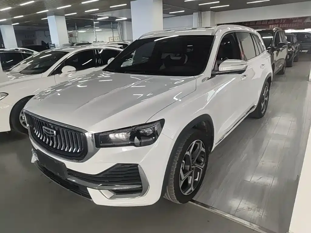 Geely Xingyue L — фото 1