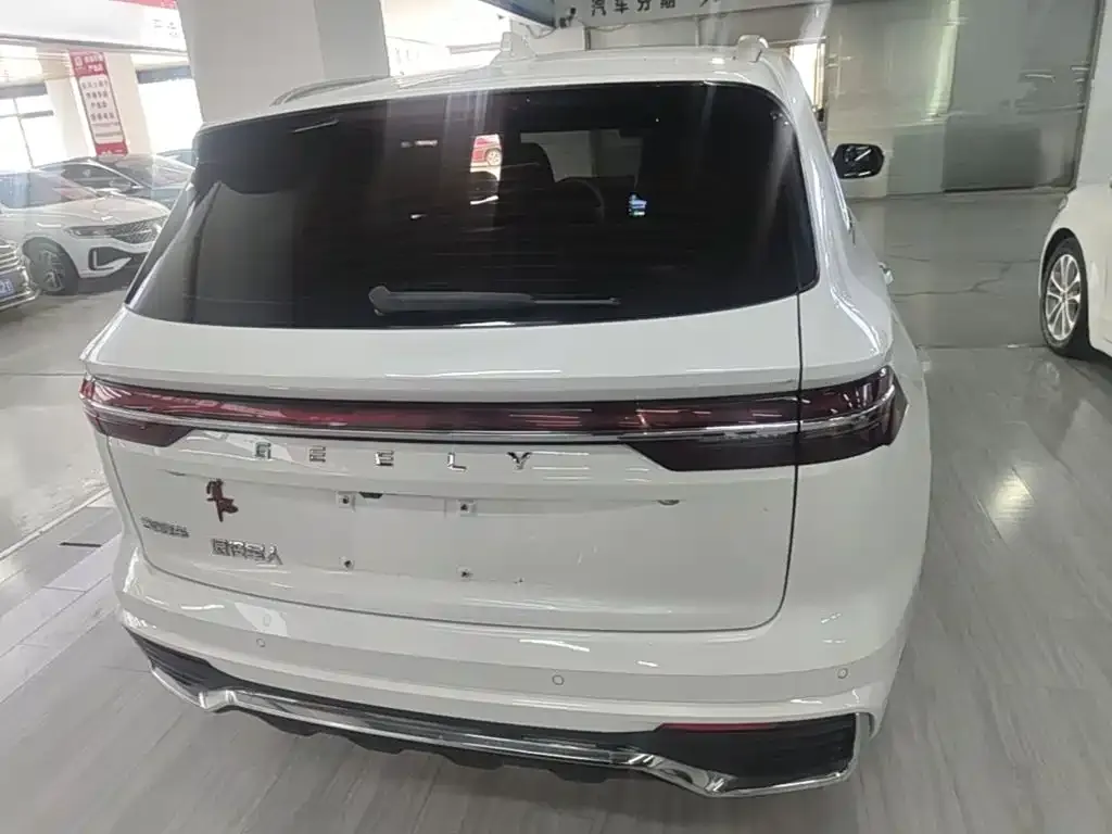 Geely Xingyue L — фото 6