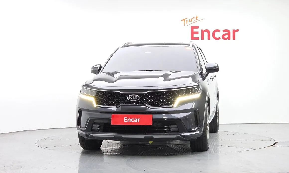 Kia Sorento — фото 7