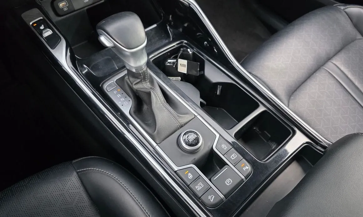 Kia Sorento — фото 10