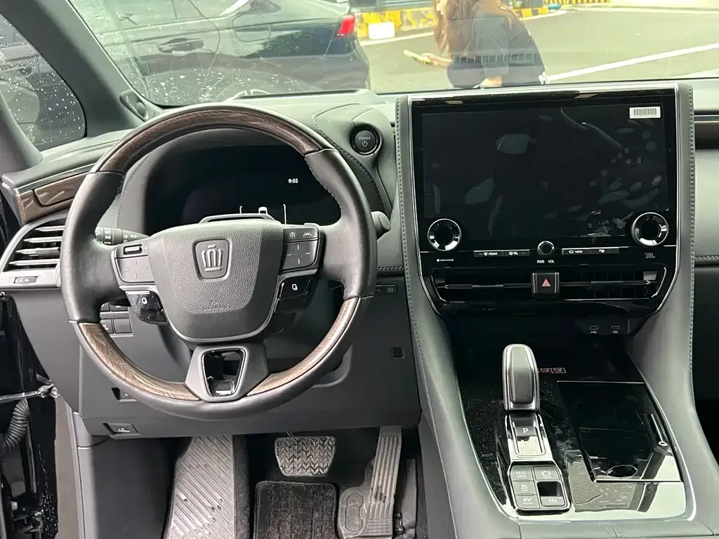 Toyota Vellfire — фото 5