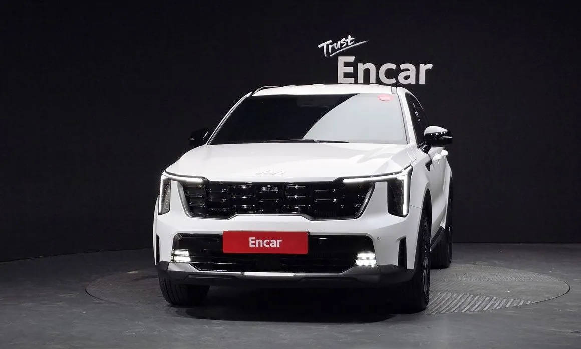 Kia Sorento — фото 8