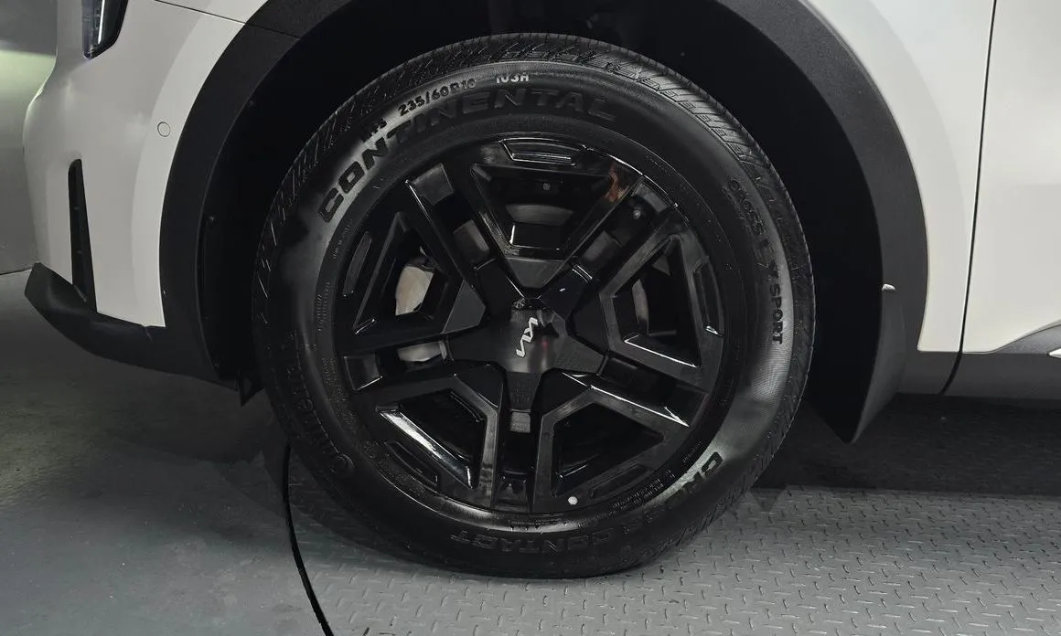 Kia Sorento — фото 4
